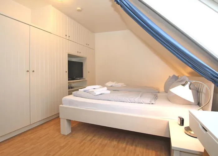 Lägenhet Gmelinstra_e 23_ Whg_ 6 *